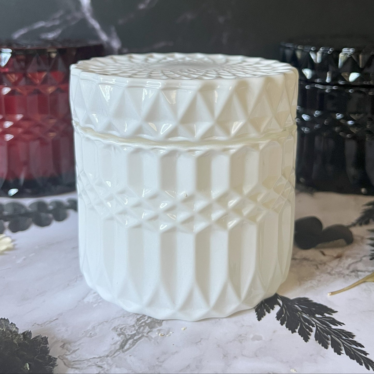 Coconut Milk & Sandalwood- Retro Glass 7 oz Candle (White)