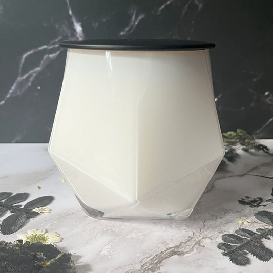 Gilded Mandarin- Chic Hexagon 14.75 oz Candle (White)