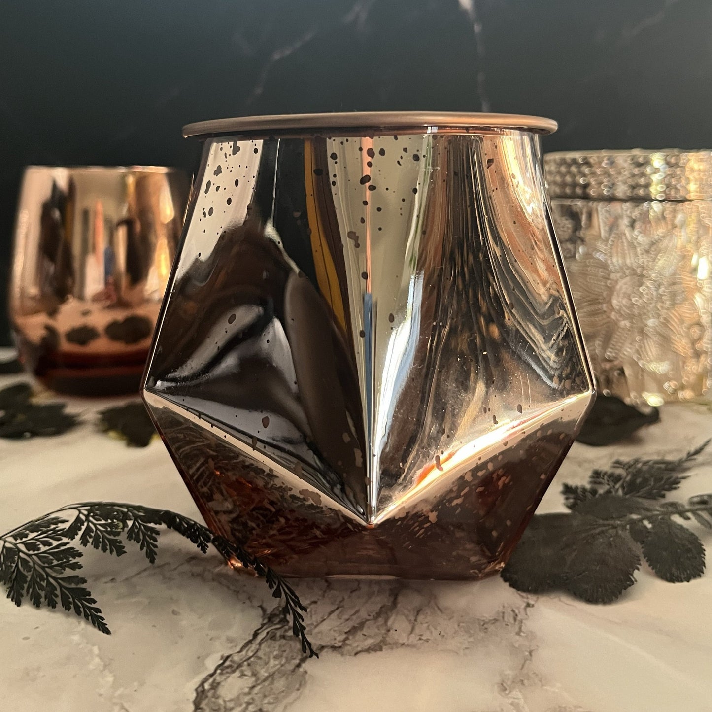 Butterscotch Bourbon- Chic Hexagon 14.75 oz Candle (Speckled Rose Gold)