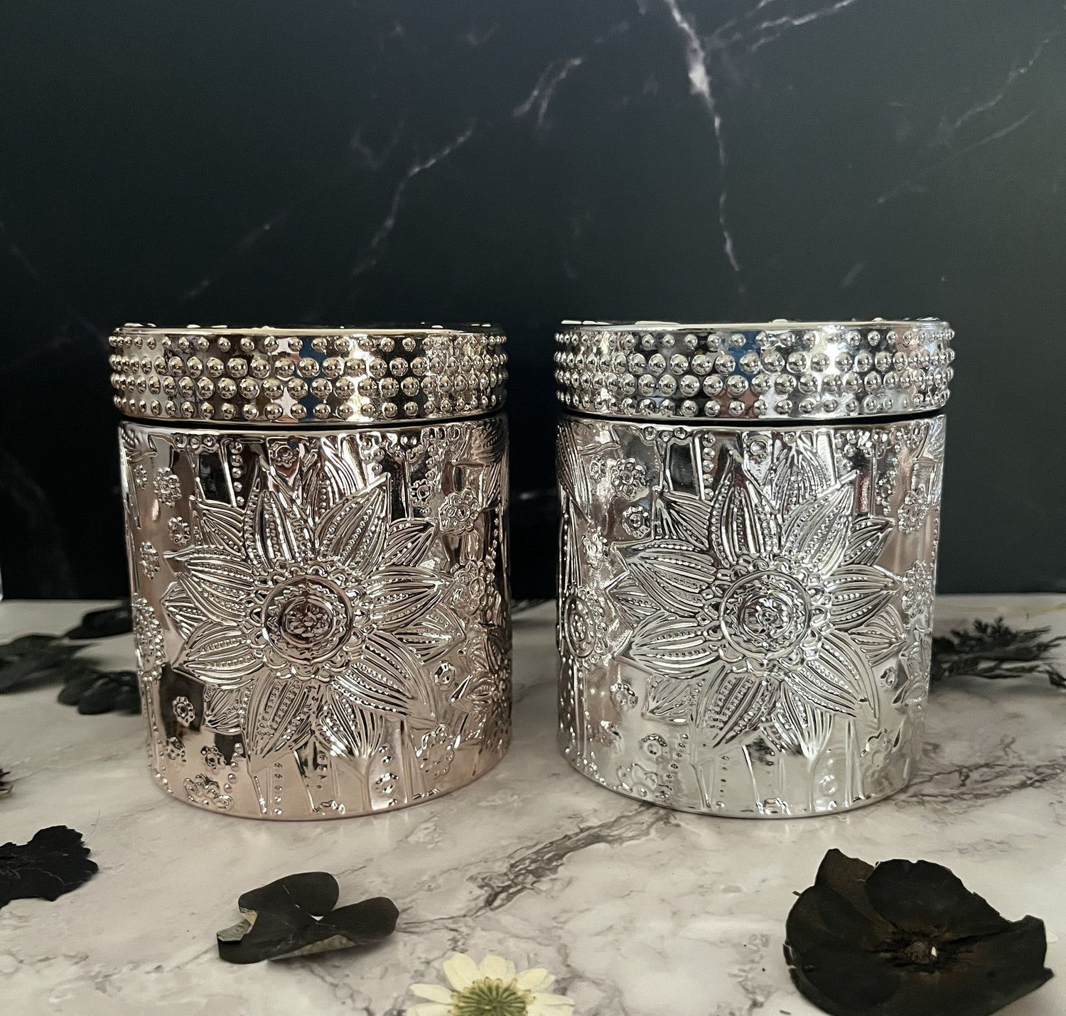 Metallic Lotus Glass 9.5 oz Candle- NOW 10% OFF