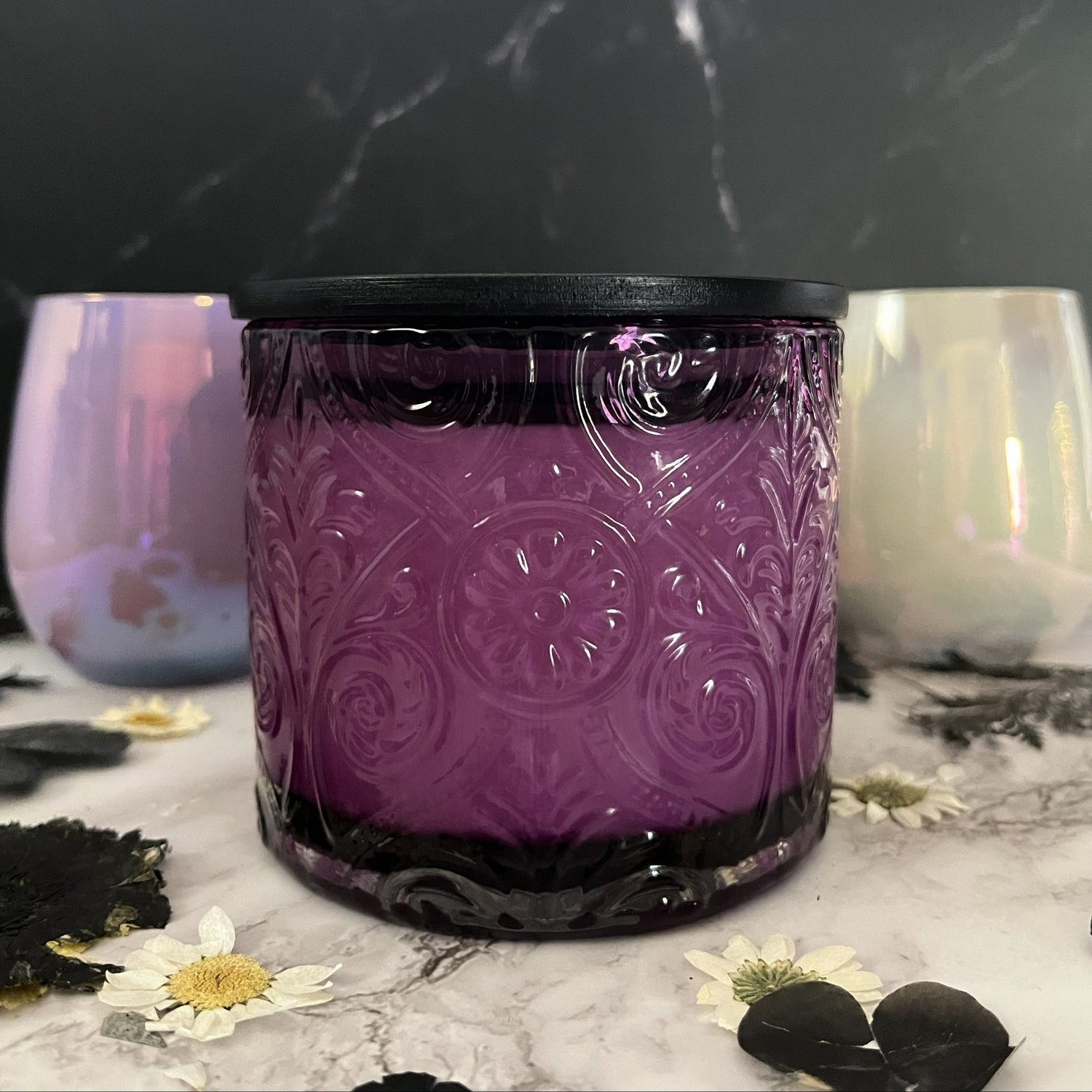 Stately Illuminator 11.5 oz Candle- NOW 15% OFF