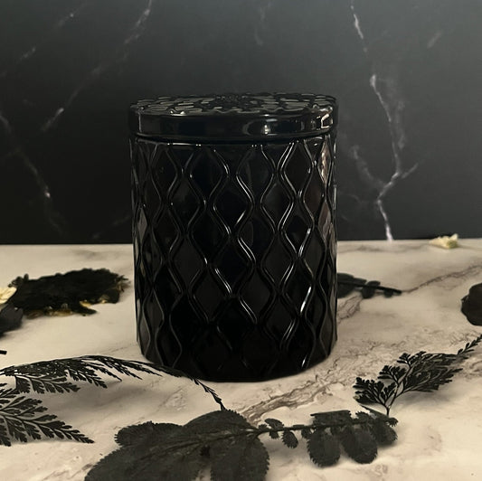 Cardamom & Cream- Embellished Waves 8 oz Candle (Black)