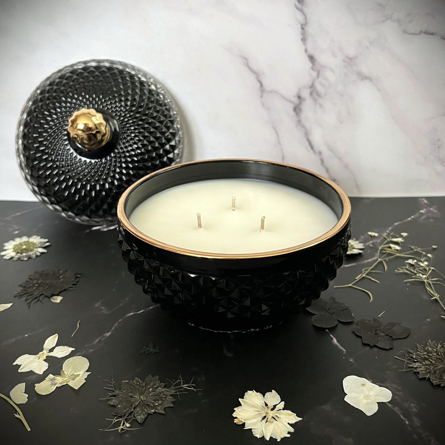 Velvet Coconut Cream- Majestic Opulence 9 oz Candle (Black)