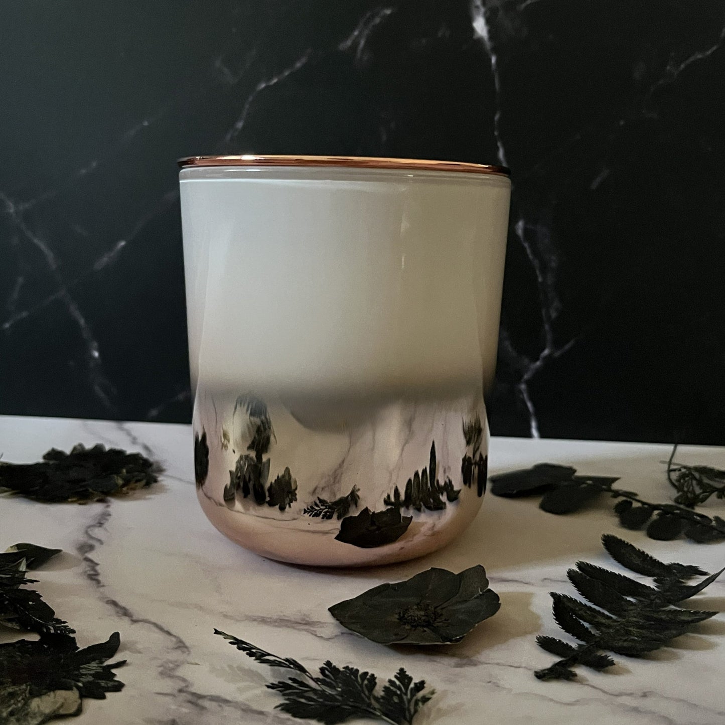 Spiced Chestnut- Metallic Ombre Glass 13 oz Candle (Rose Gold / White)