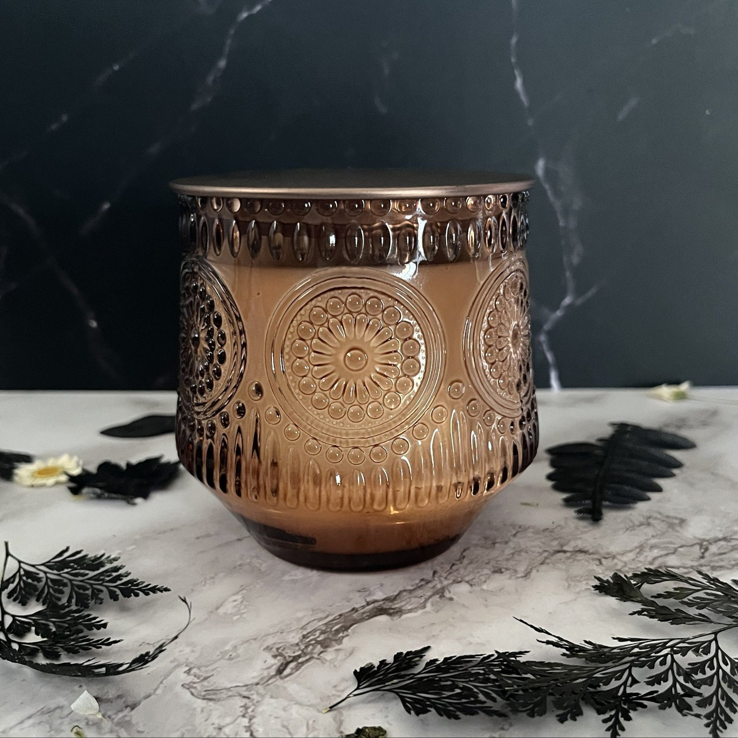 Nutmeg & Spice- Embossed Circles 9.5 oz Candle (Amber)